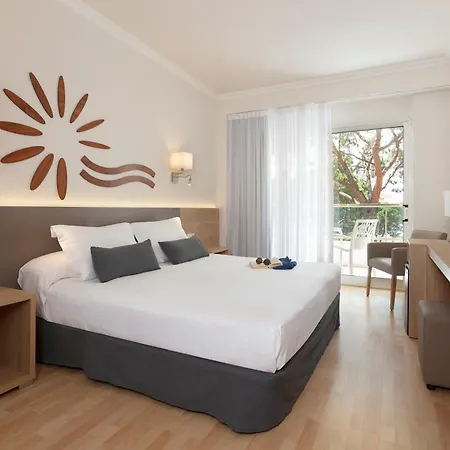Vegas 4* Salou
